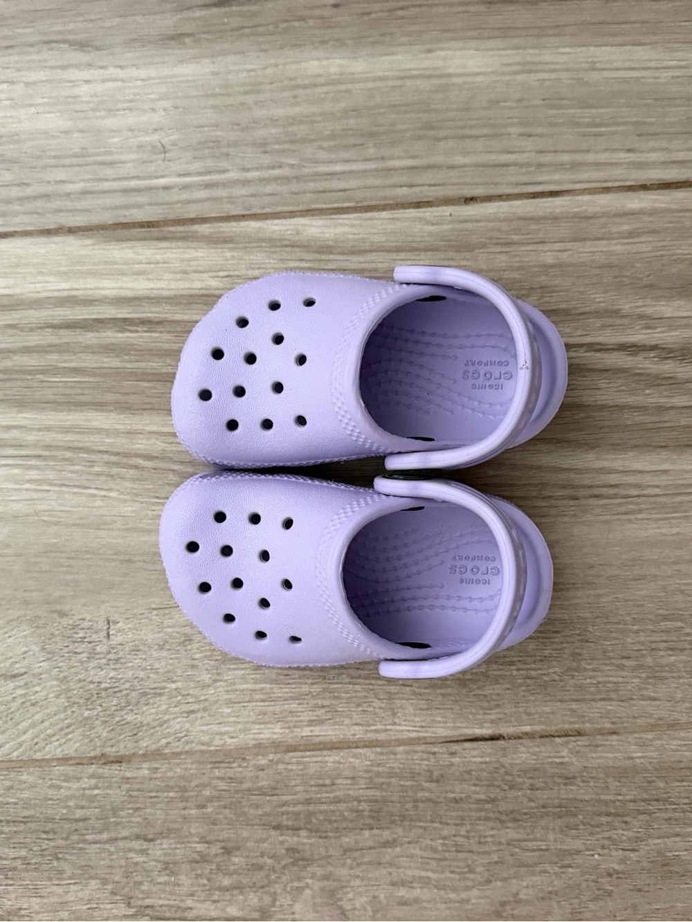 Lilac Baby crocs - Picture 3 of 3
